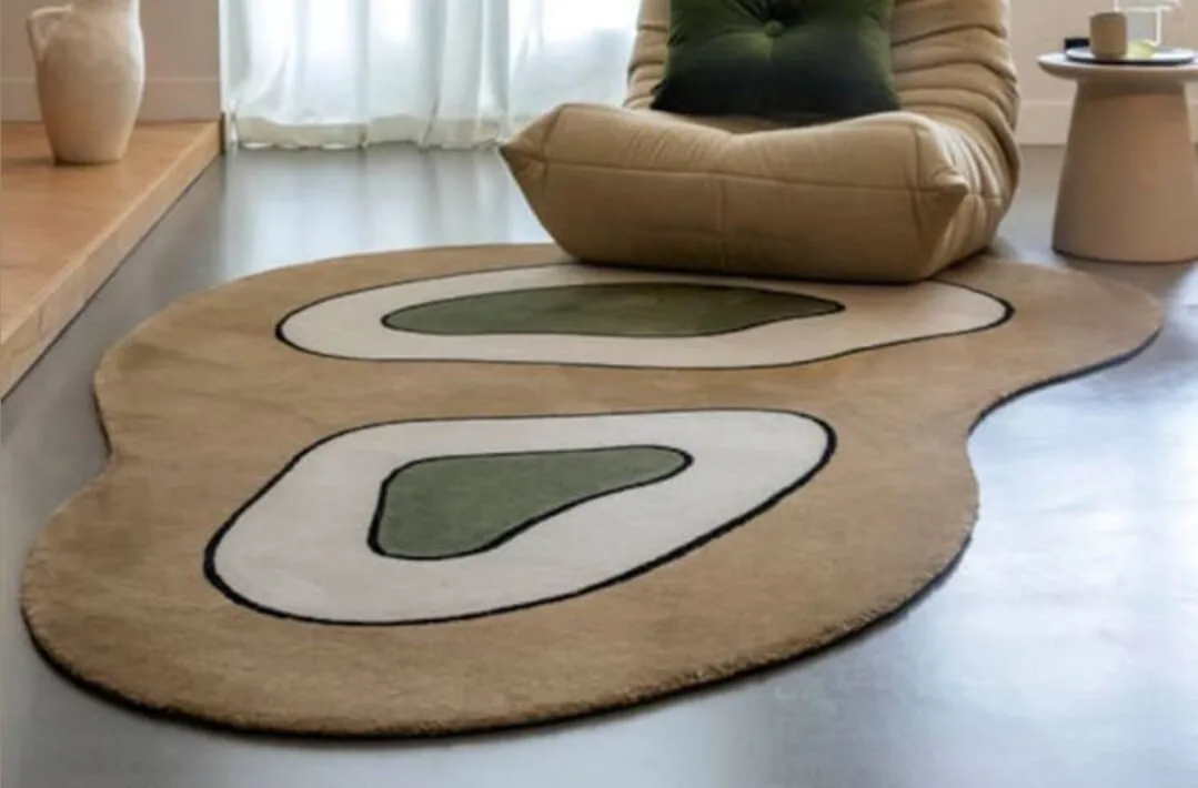 Round modern rug